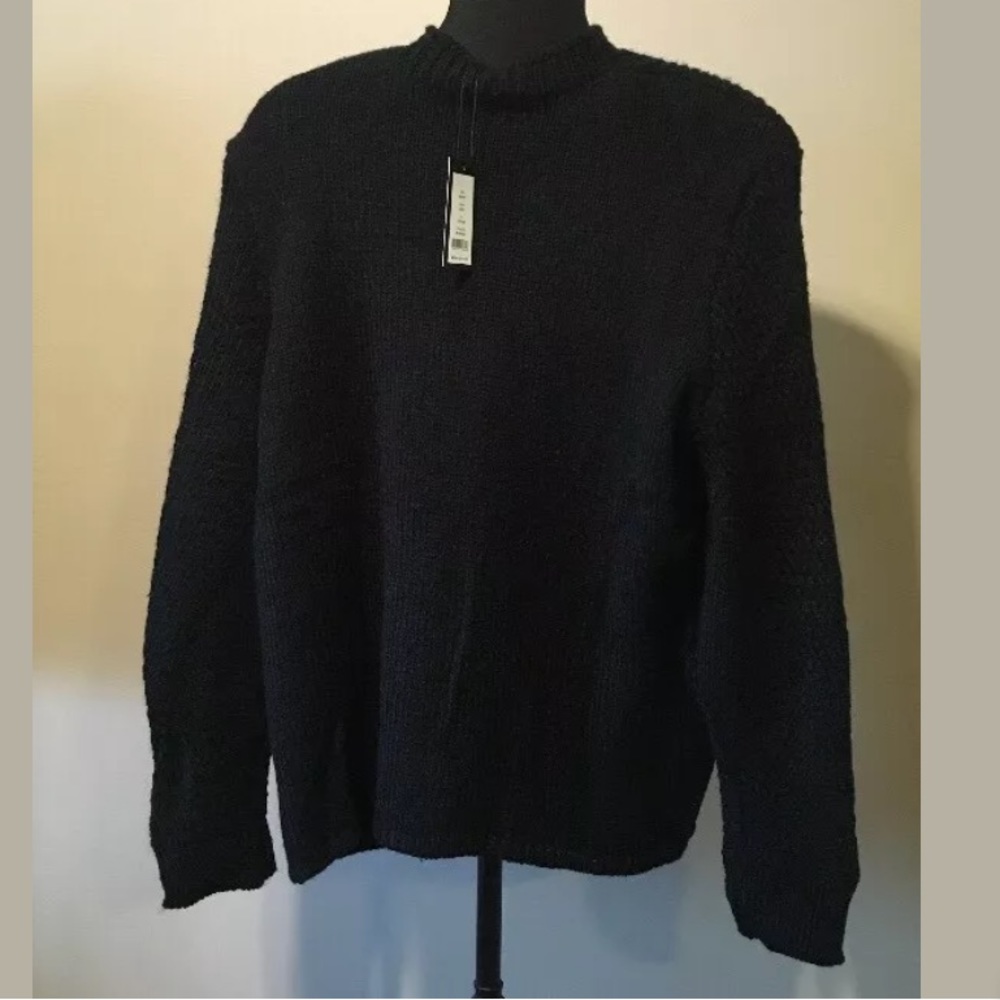 Romeo & Juliet Couture Mock Neck Black Sweater